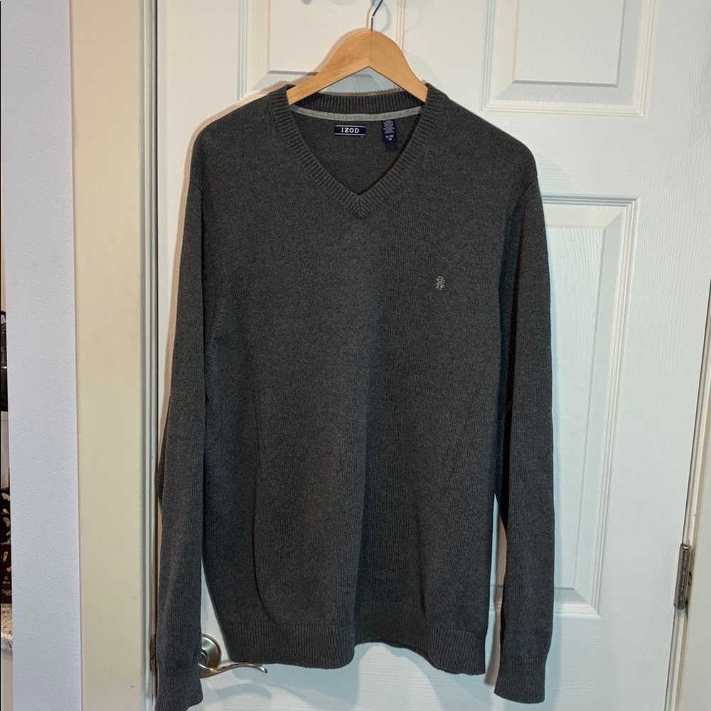 Izod Men's Dark Gray V-Neck Sweater
